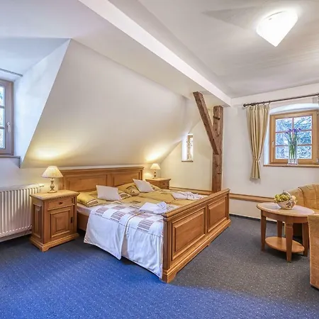 Kovarna * Lipová-lázně